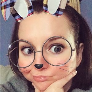 Meet your Posher, Magdalena